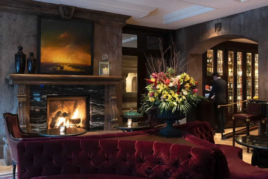 Wedgewood Hotel & Spa – Relais & Châteaux, Vancouver, Canadá.