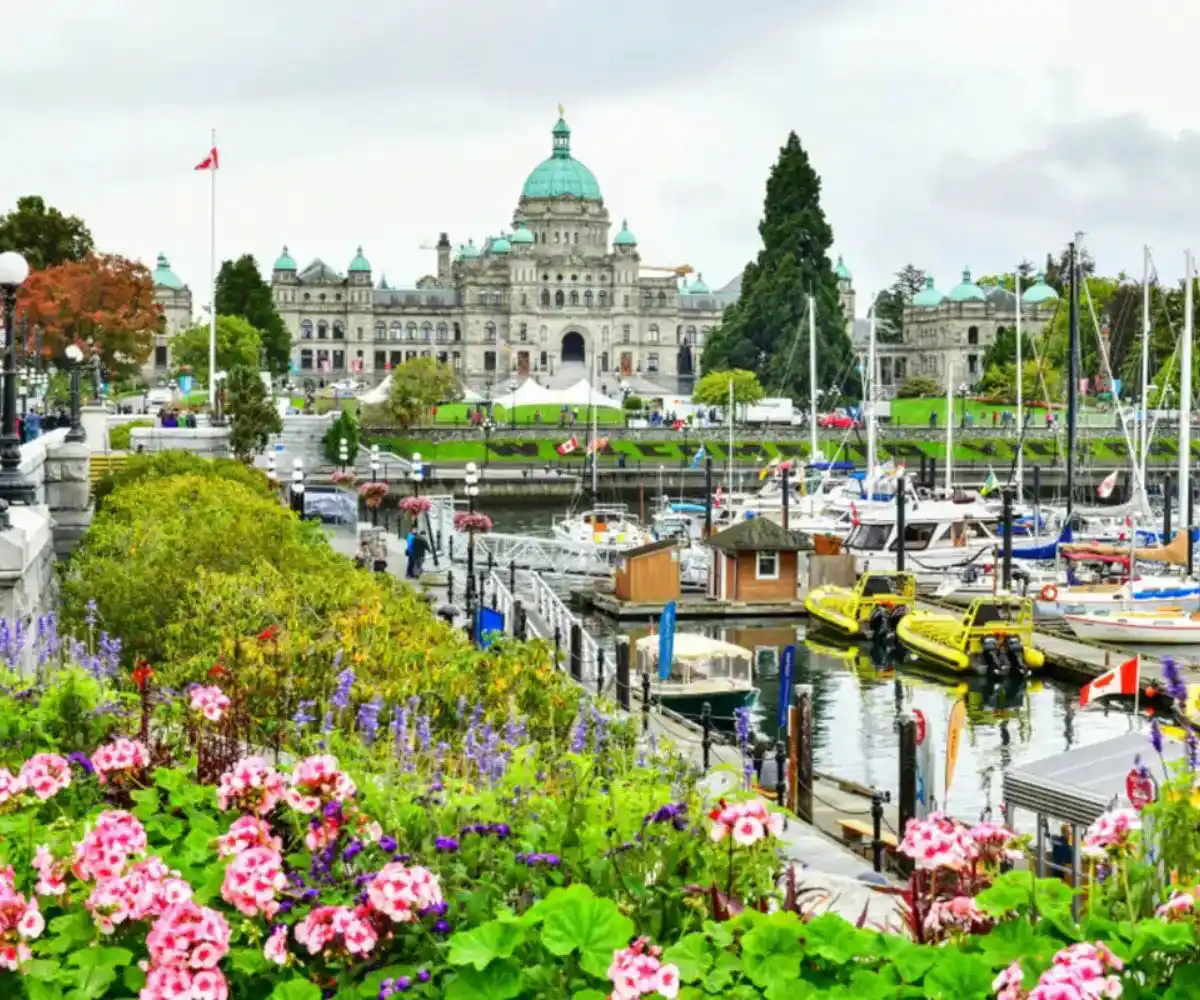 Edificio del Parlamento, Inner Harbour, Vancouver, Canadá.