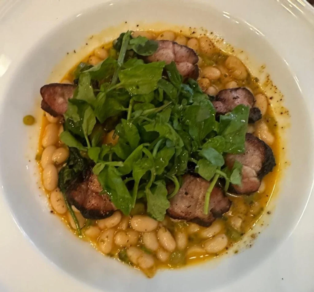 Platillo del restaurante The Lamb, Ciudad de México.
