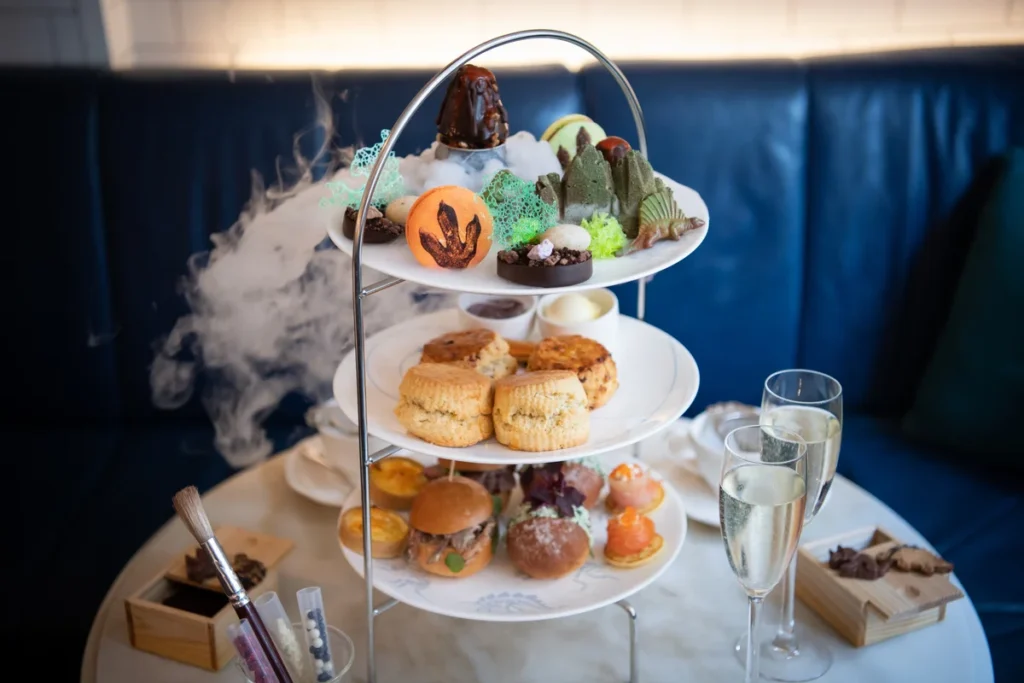 Science Afternoon Tea en The Ampersand Hotel.