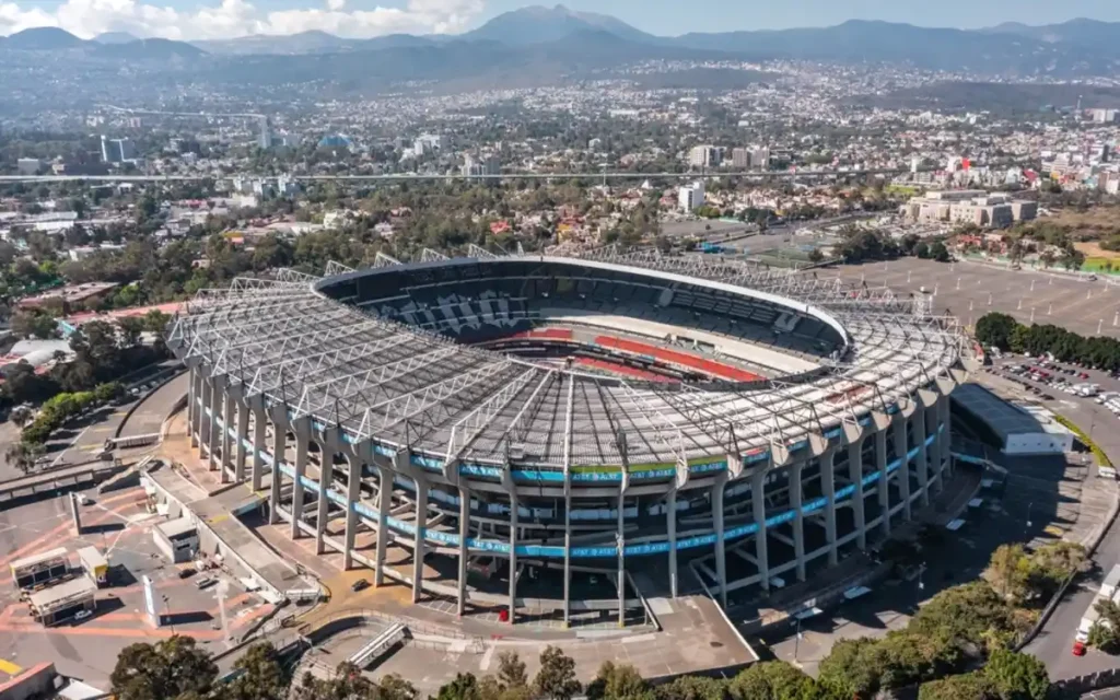 El Estadio Azteca espera su reinauguración. 